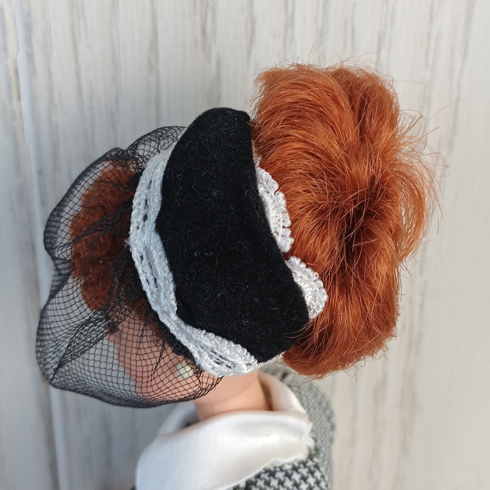 I Love Lucy Doll Lucy Does A TV Commercial Lucille Ball Barbie TV show - Picture 5 of 13